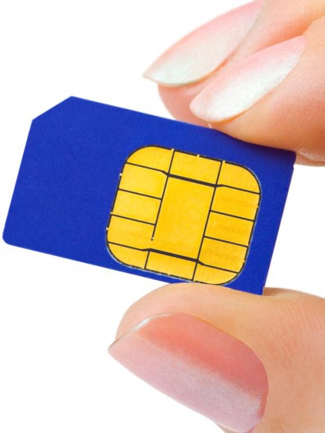 cropped-These-things-are-being-taken-care-of-before-purchasing-a-SIM-card.jpg